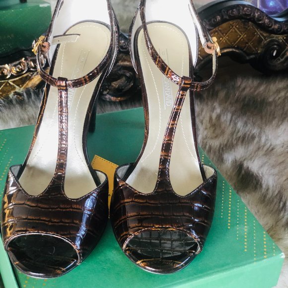 Joan & David Vintage Crocodile Heels size 7.5 EUC! - Picture 6 of 15